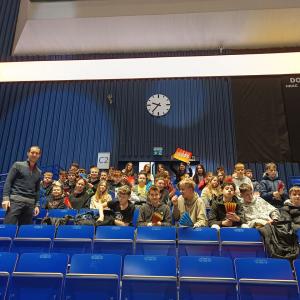 ms_ve_florbalu_zen04